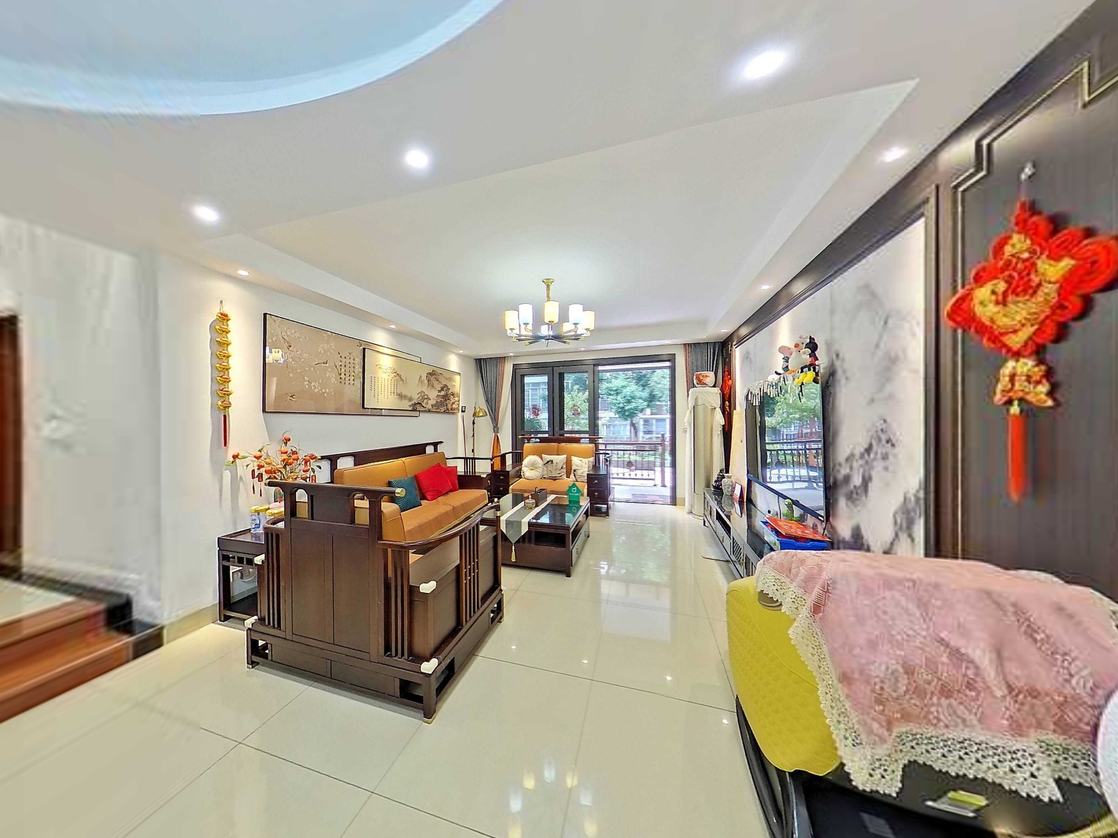 （凤凰大道）通锦国际新城一期 4室2厅2卫 东南