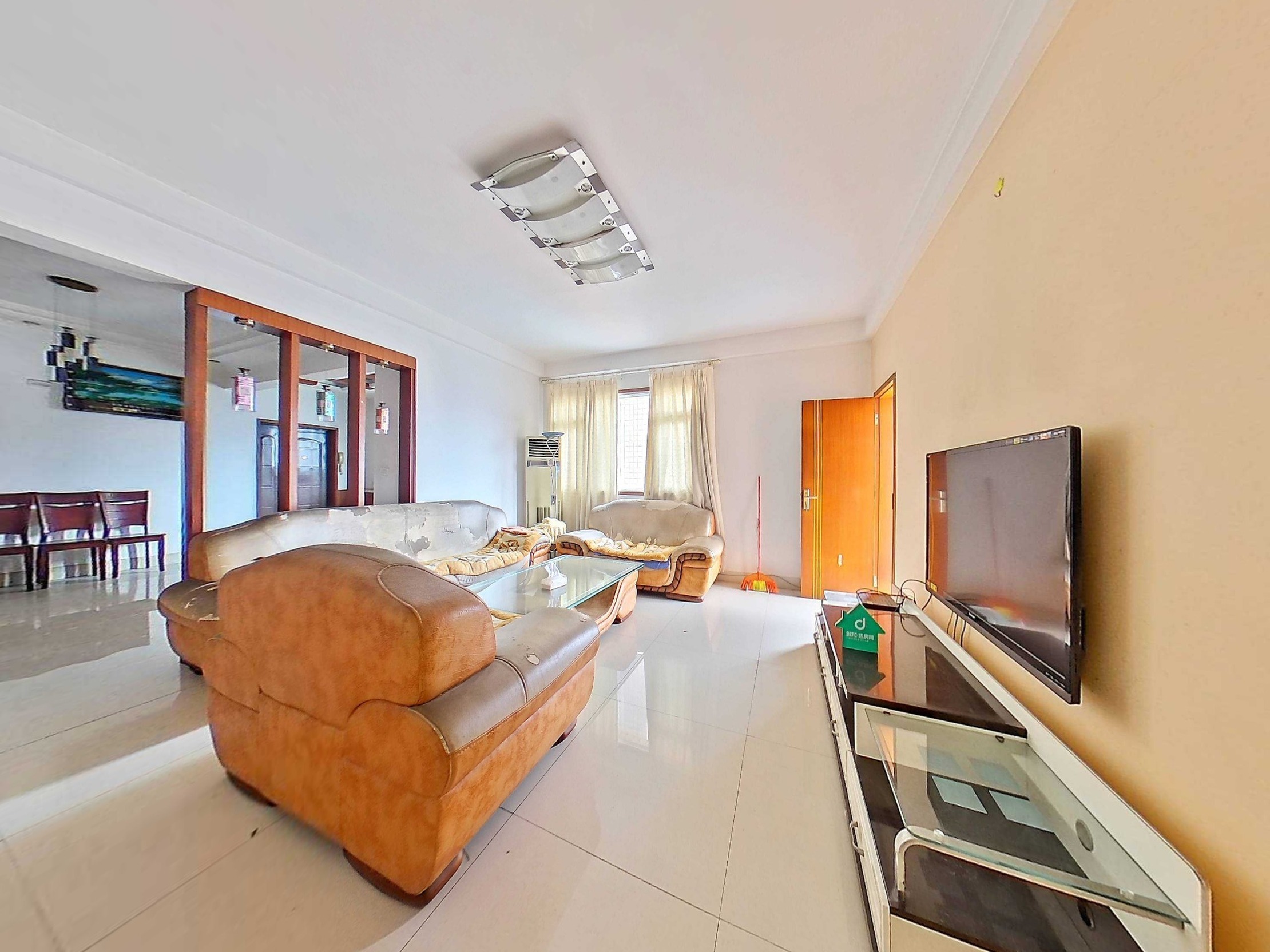 （老北站）天使花苑 3室2厅2卫 东南