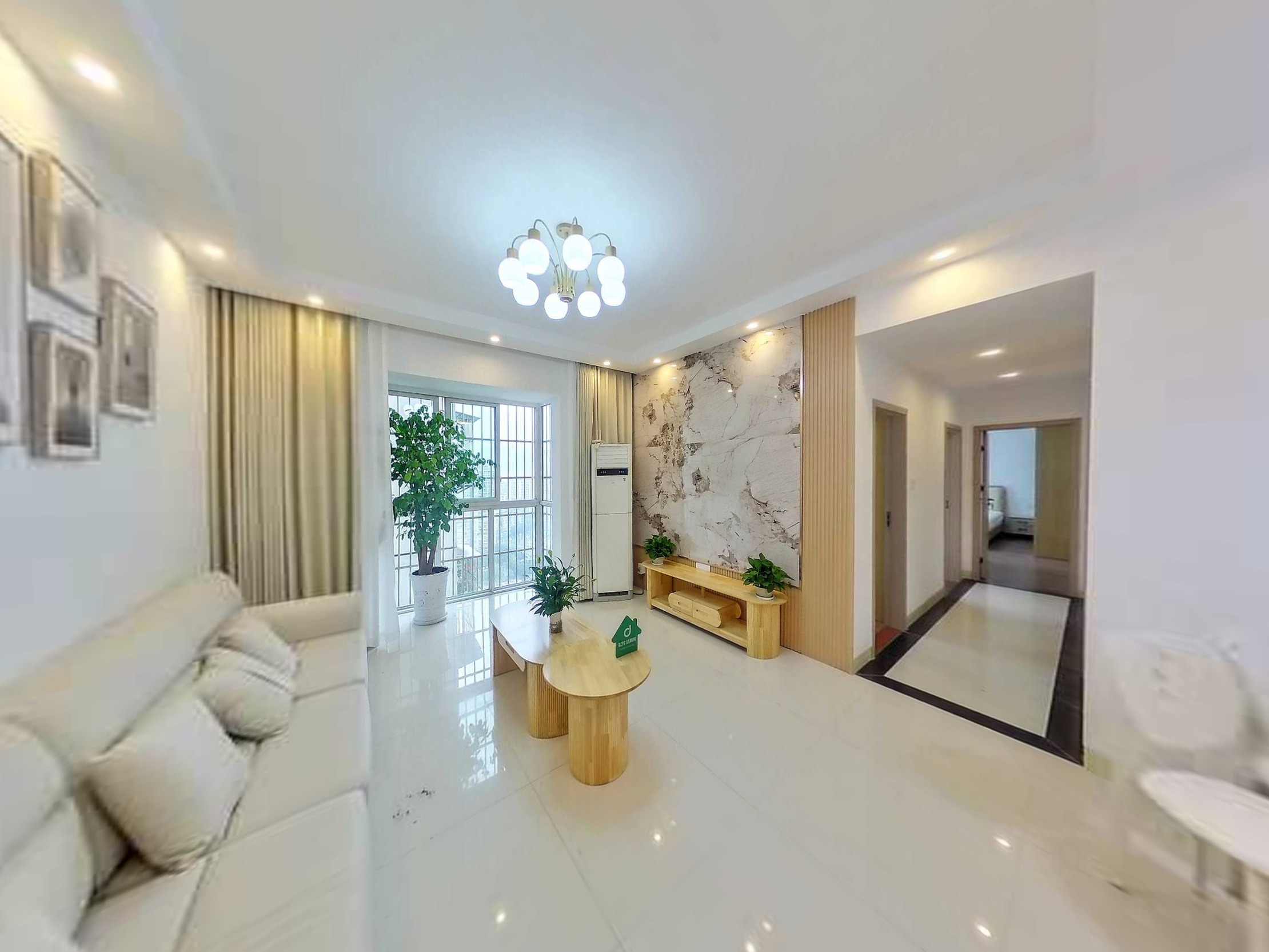 （三里坪）南岸名苑 4室2厅2卫 南