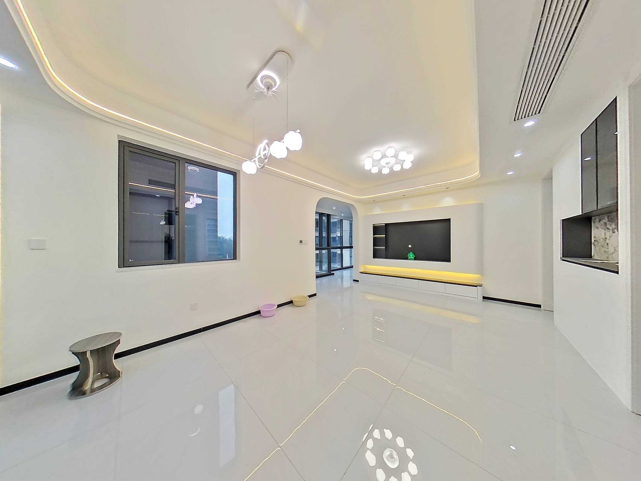 （高家坝）绿地上湾 3室2厅2卫 南