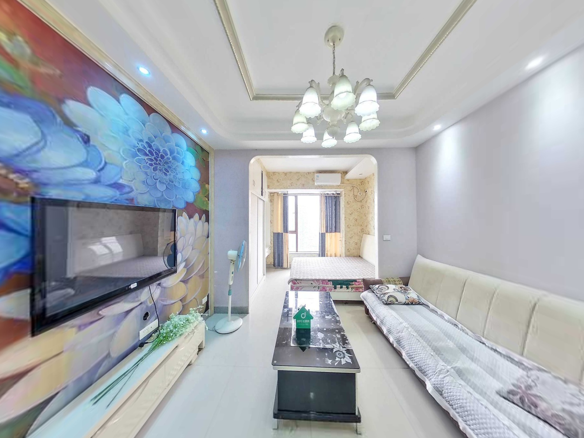 （十字路口）瑞城龙湾 1室1厅1卫 东