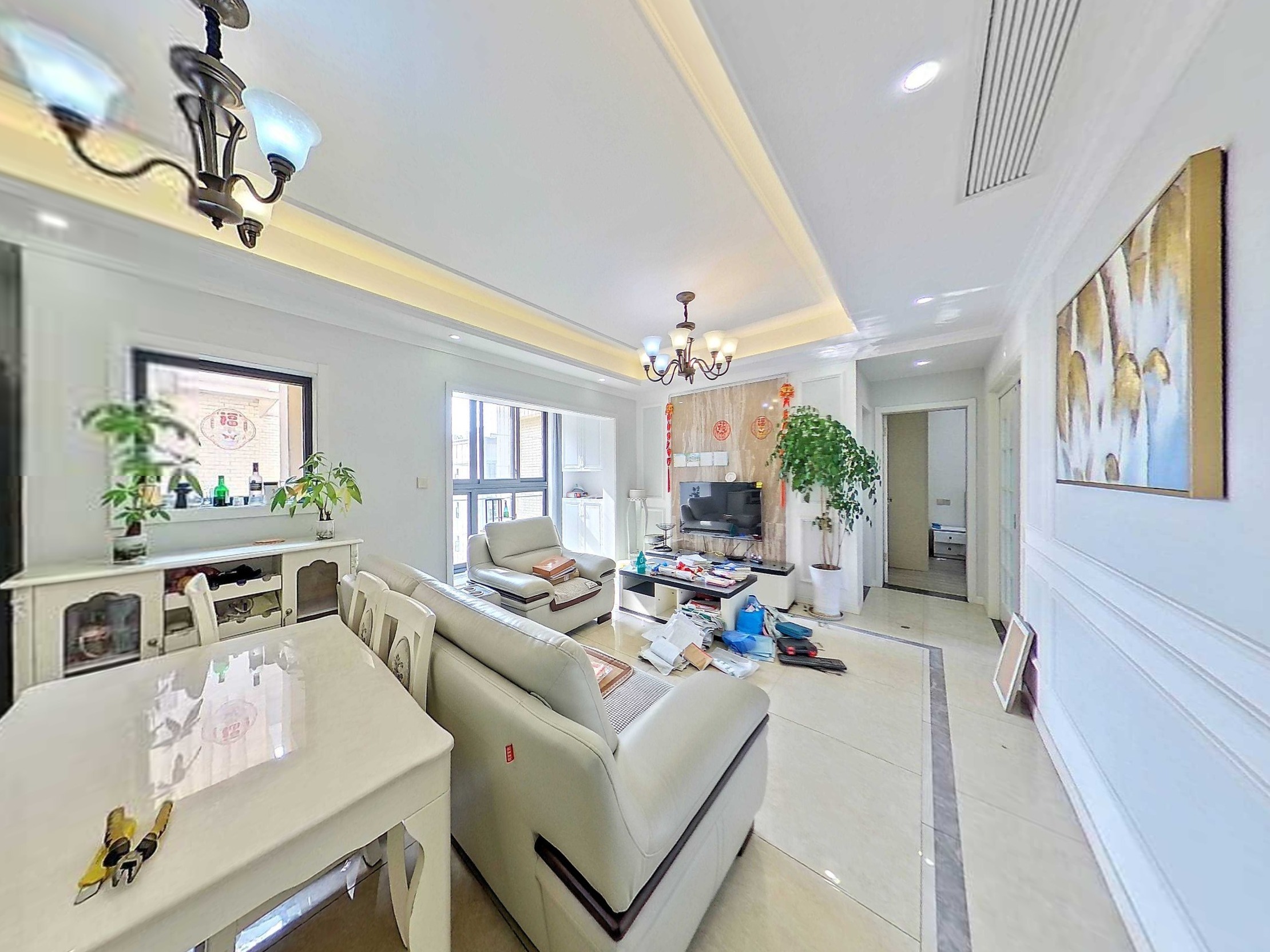 （凤凰大道）仁和春天国际花园 4室2厅2卫 南