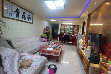 （汽车南站）侨兴时代广场B区 3房2厅1卫 南