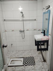 三里坪农贸市场综合楼