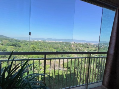 富丽楠山