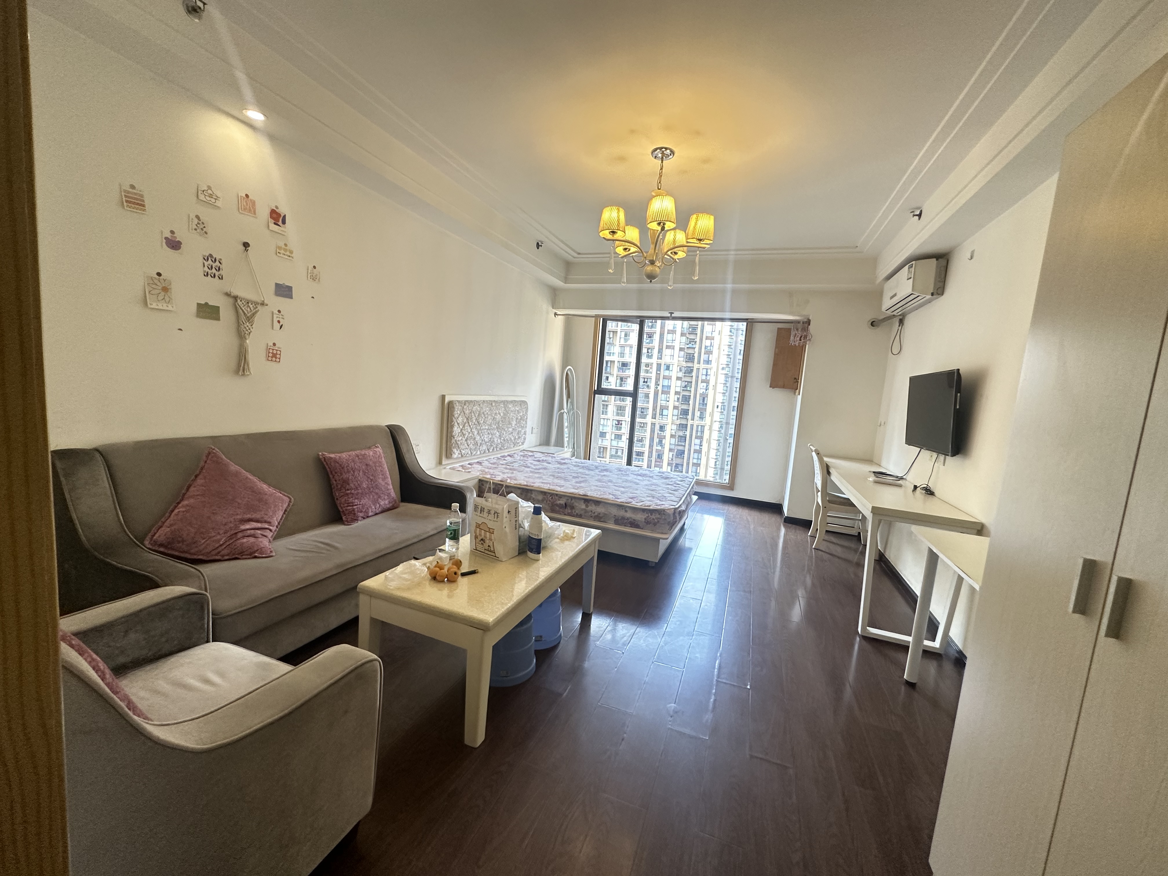 中迪国际社区 1室1厅1卫 22万元 南北通透,带院子,家电齐全,业主急售