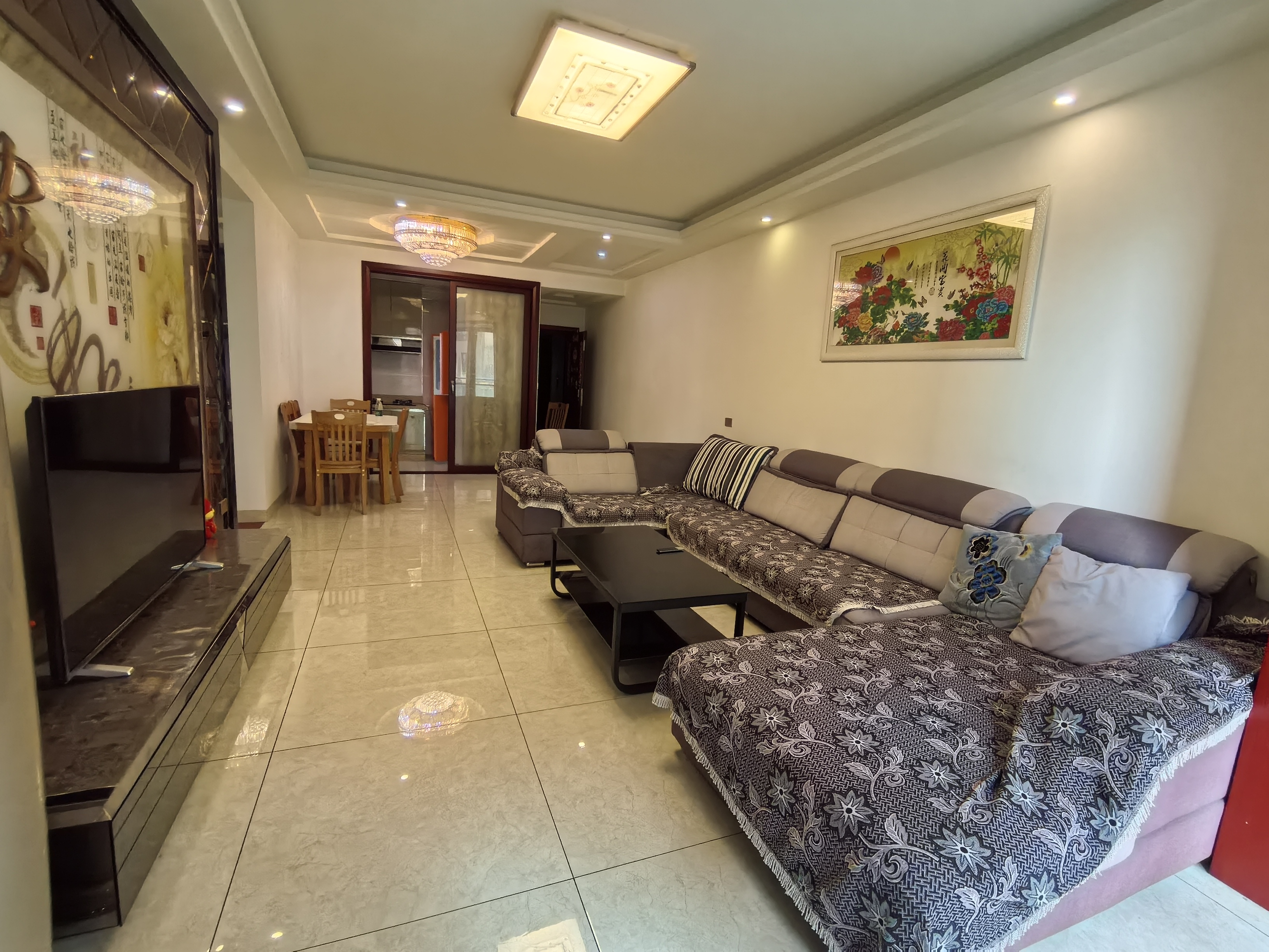 （塔沱）蓝润十年城 3室2厅2卫 东