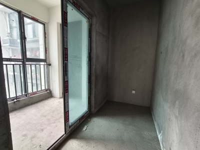 蓝润置地广场