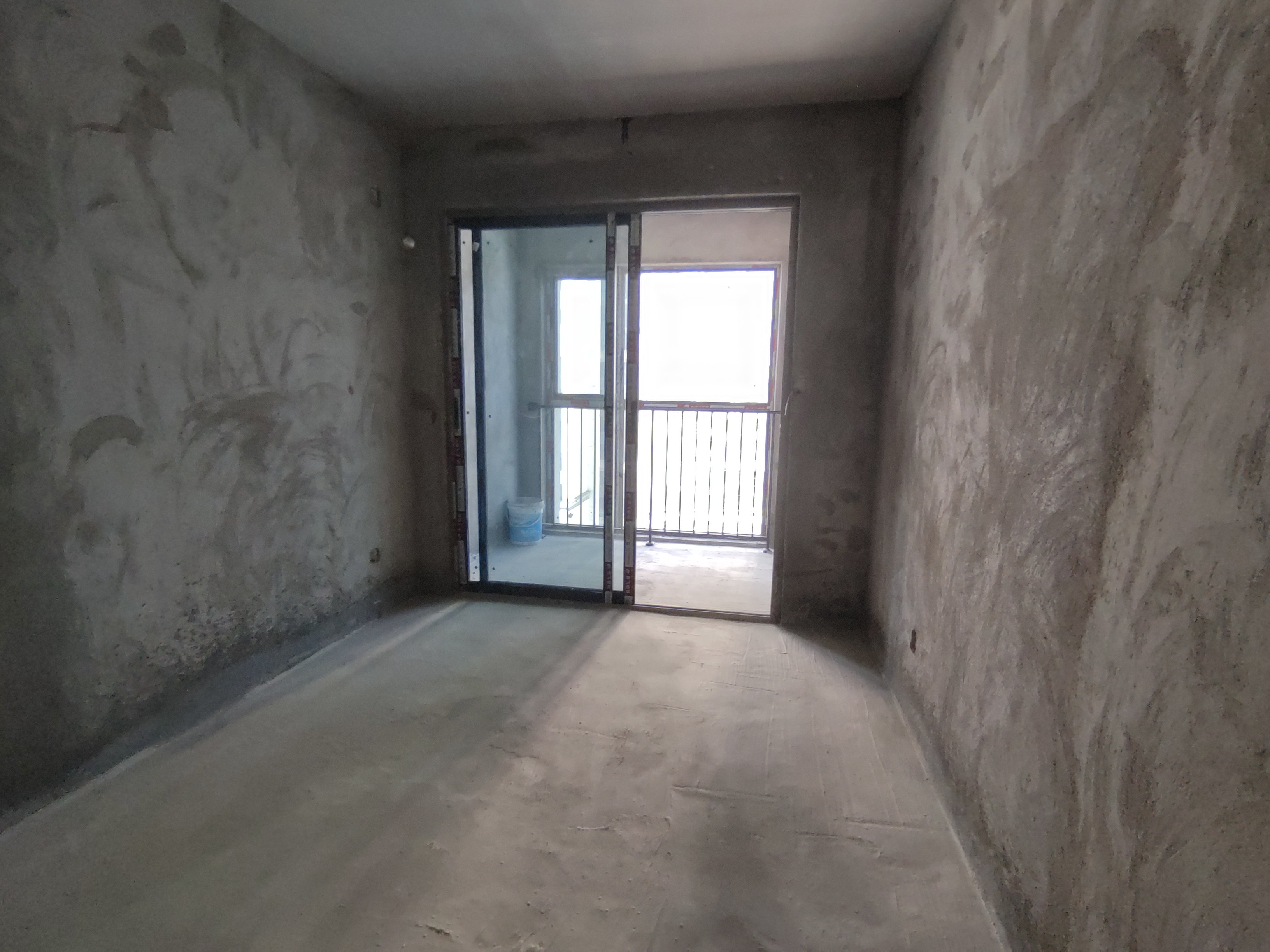 藍潤置地廣場