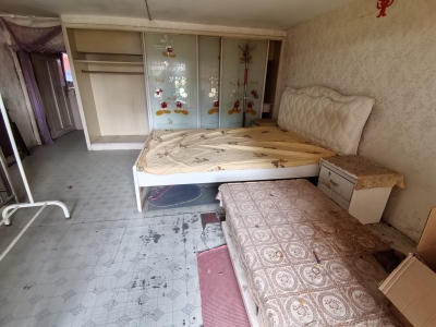 烟厂家属院