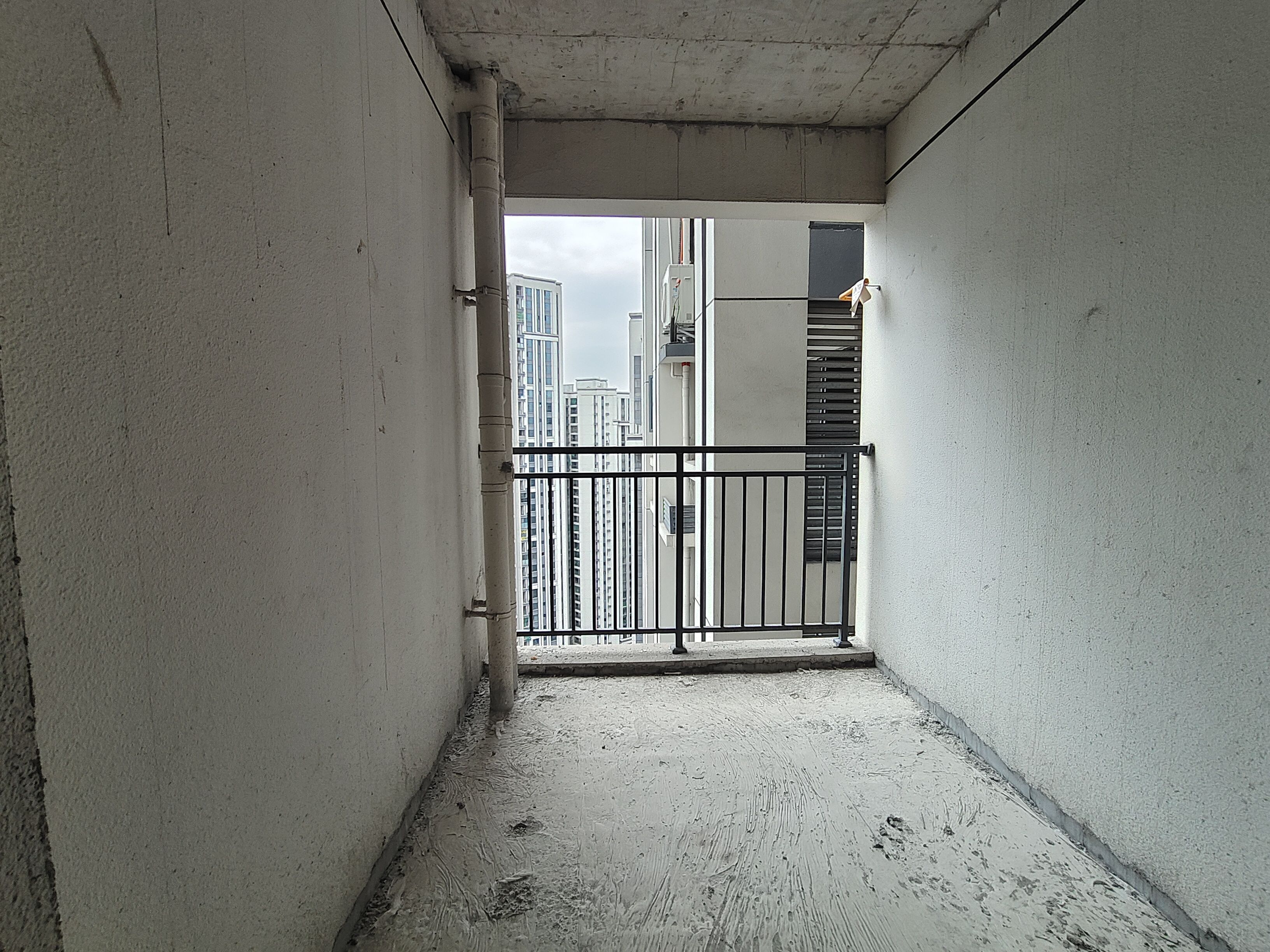 蓝润置地广场