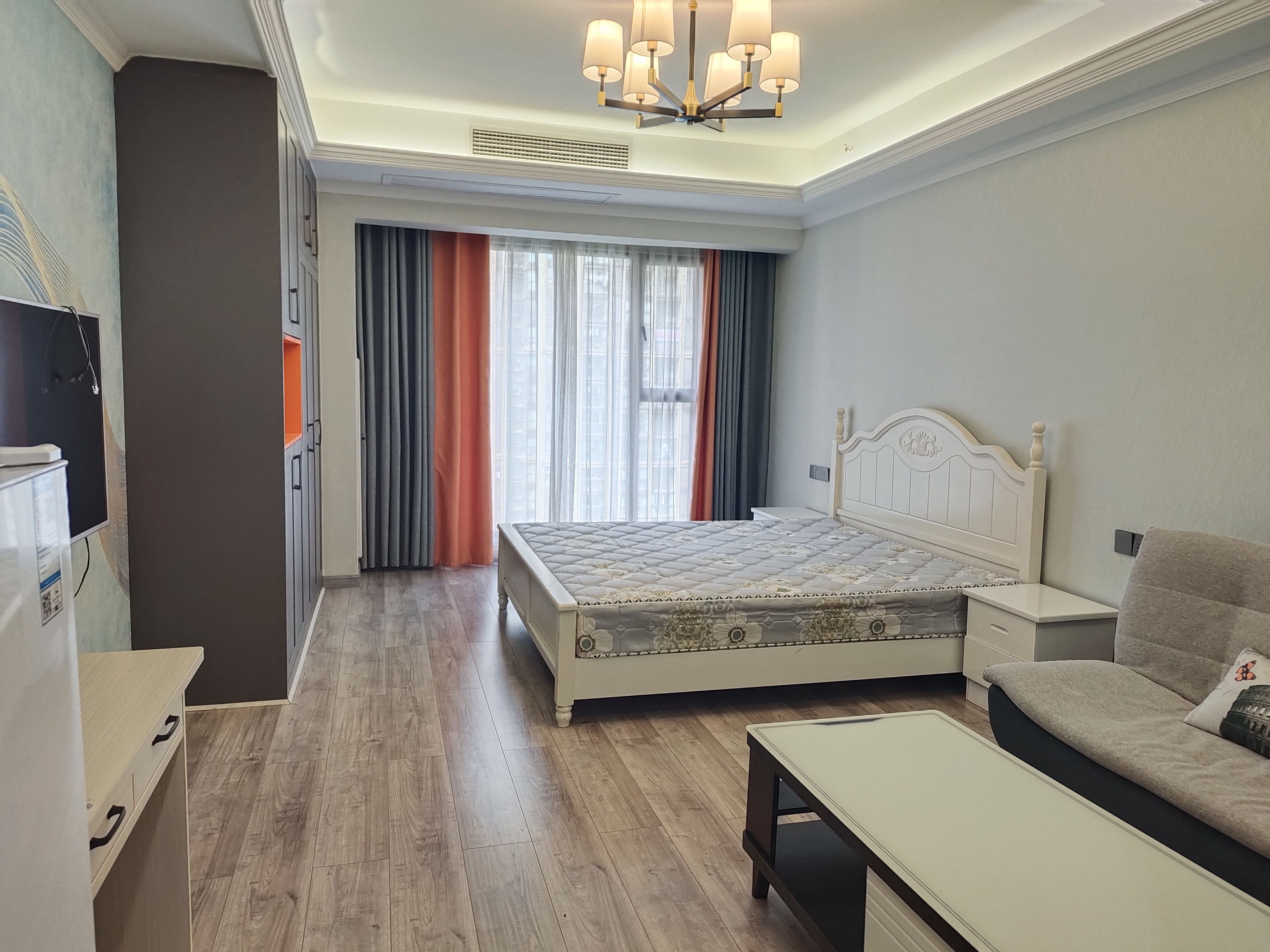 中迪国际社区 1室1厅1卫 38万元 有阳台