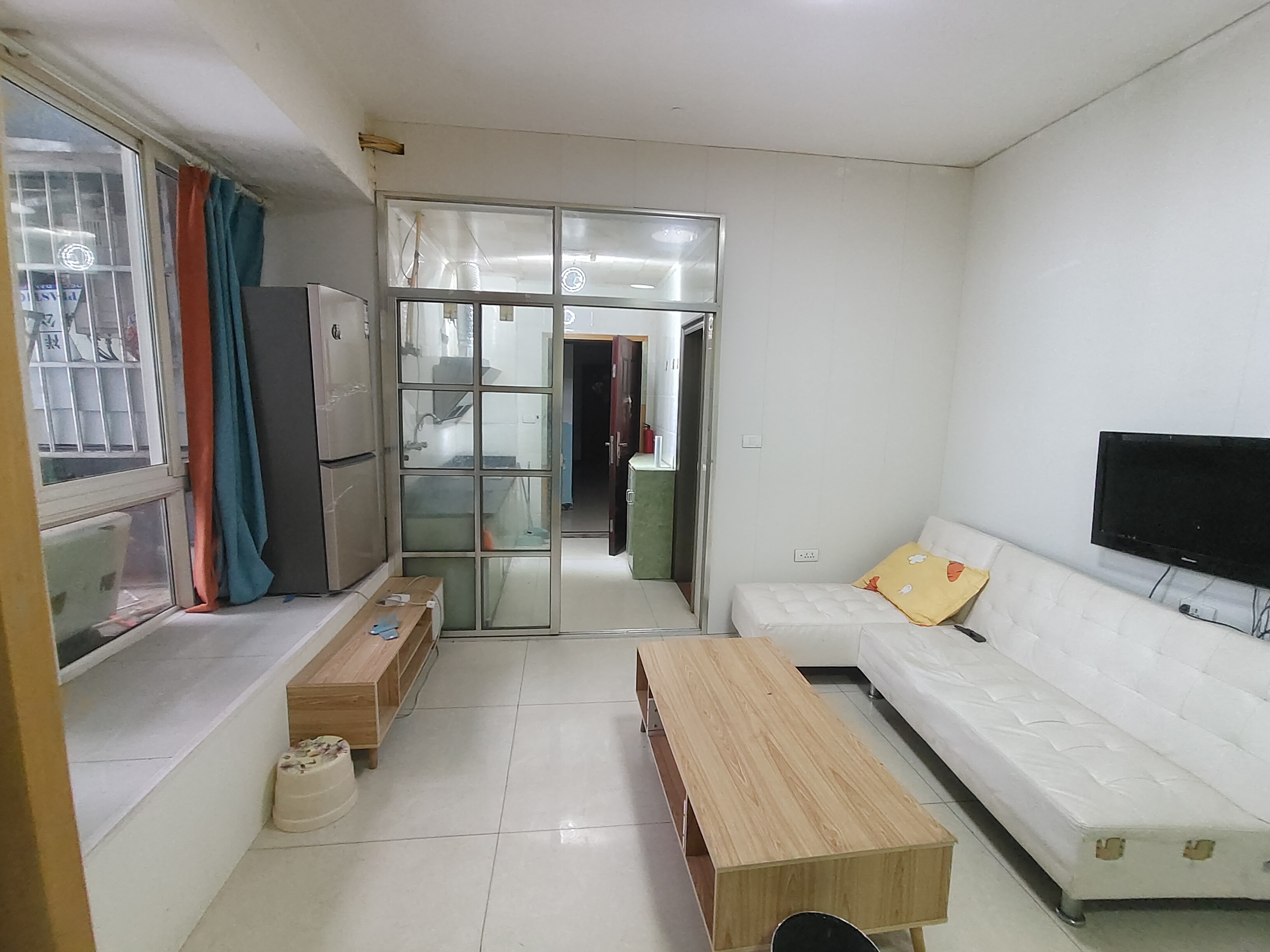 （罗浮广场）万豪世家 1室1厅1卫 东