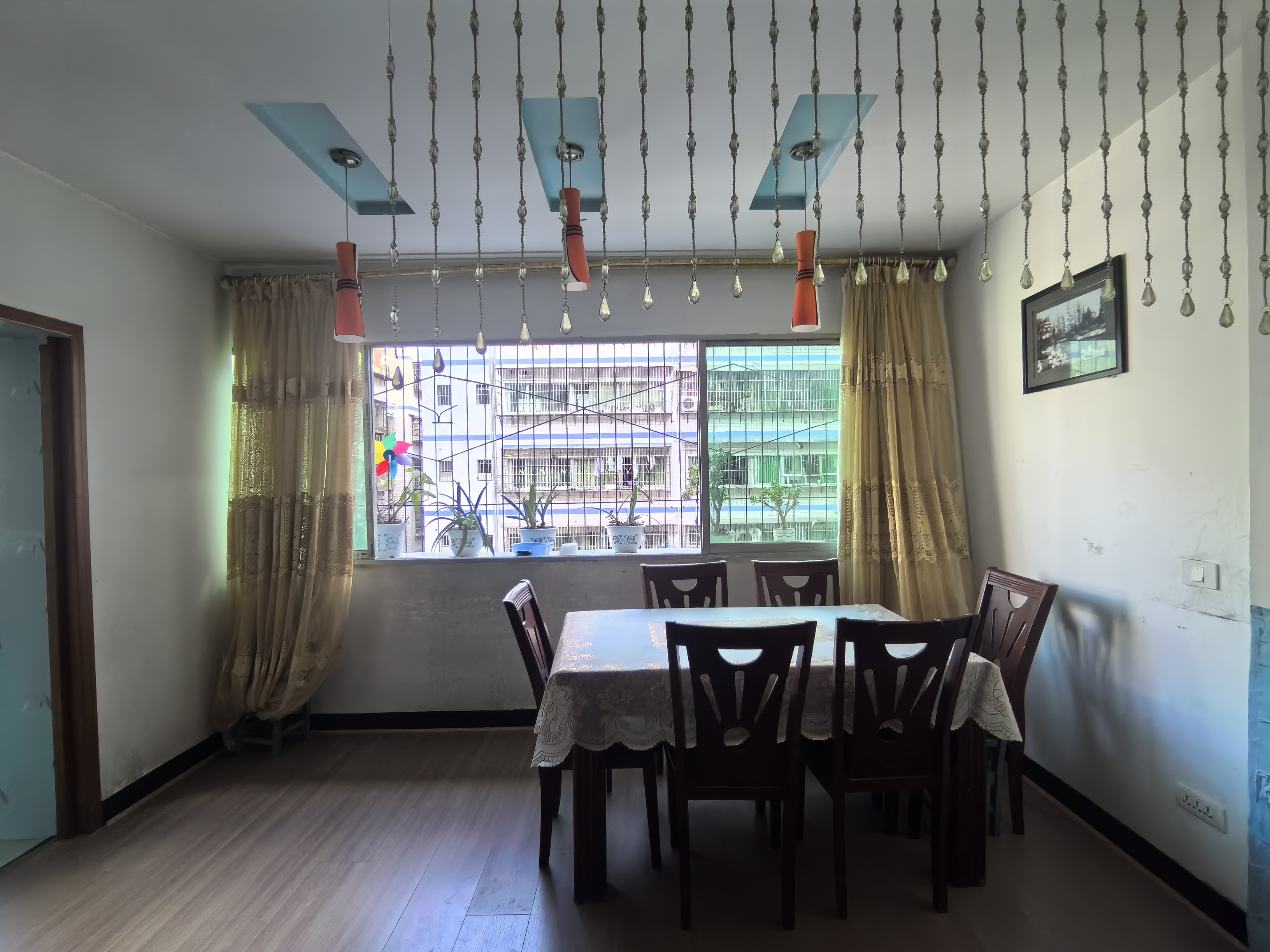 三里坪农贸市场综合楼