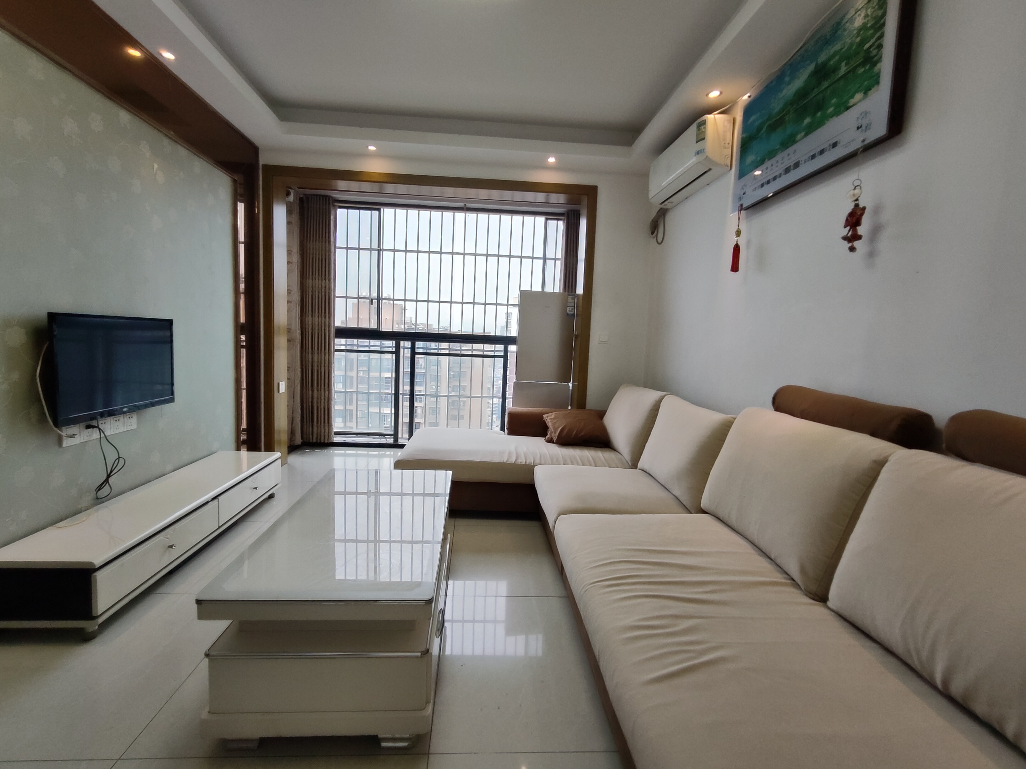 （十字路口）中华花园三期 2室1厅1卫 南