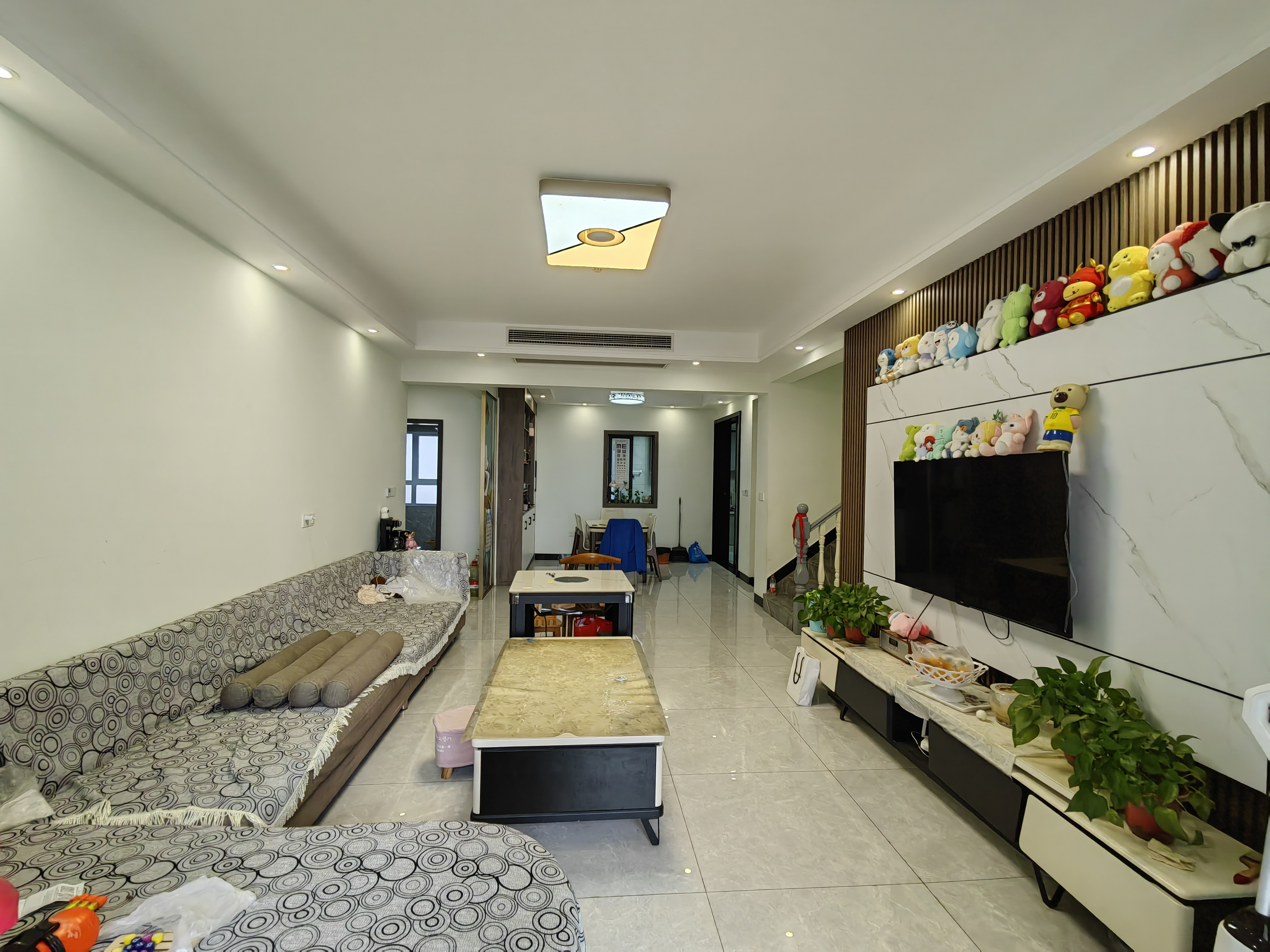 （莲花湖）誉府东苑 4室2厅2卫 南