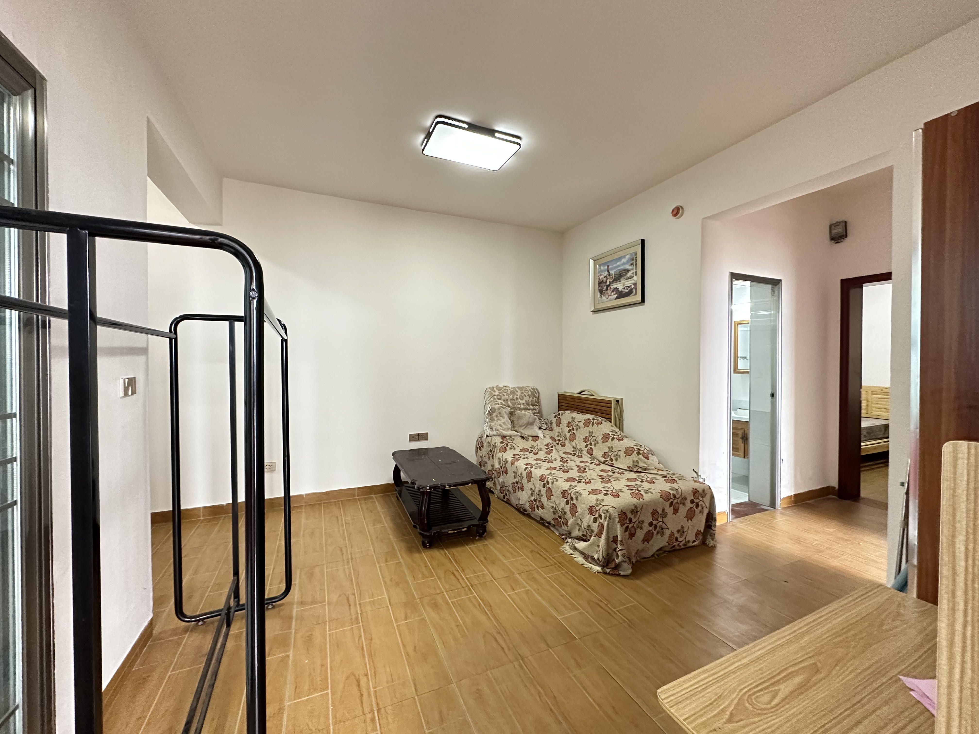 （莲花湖）莲湖广场 3室2厅1卫 南