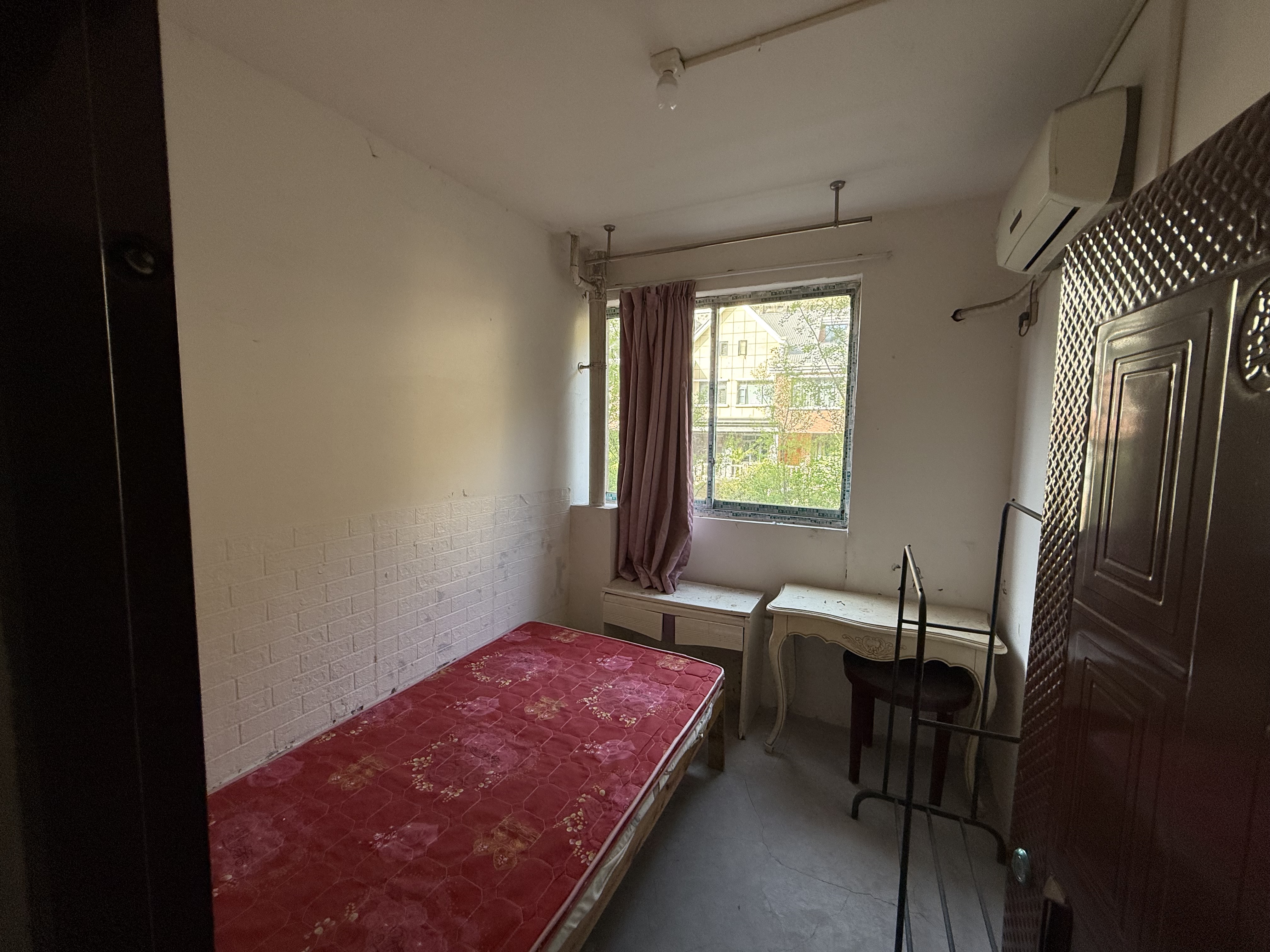 （塔沱）蓝润十年城 4室2厅2卫 东南