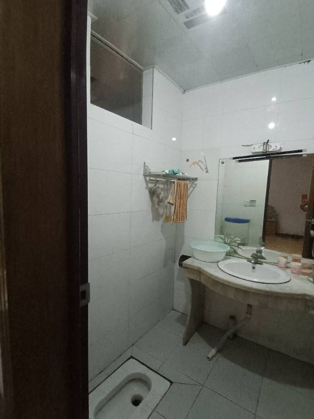 南翎大廈