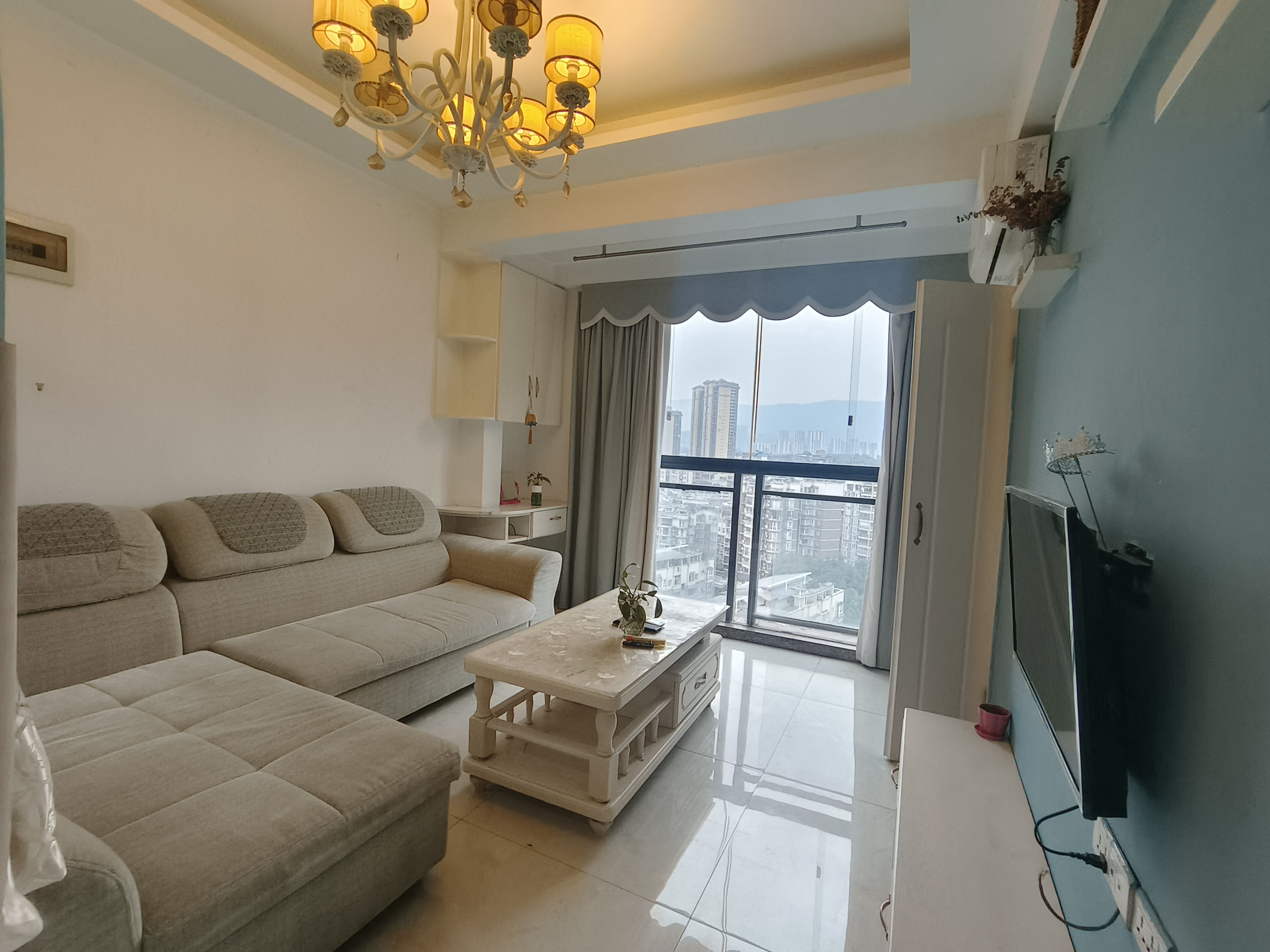 （罗浮广场）恒阳骊都二期 1室1厅1卫 西