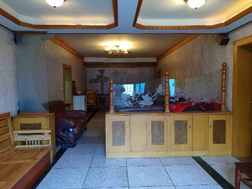 三岔路口工商銀行家屬院