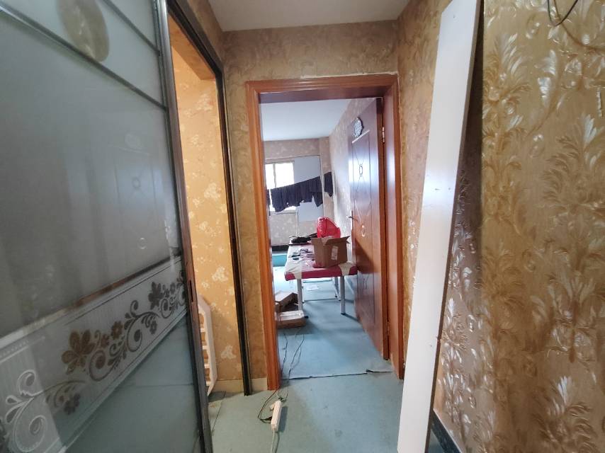 梧桐梁社区三小区（林产院居民小区）