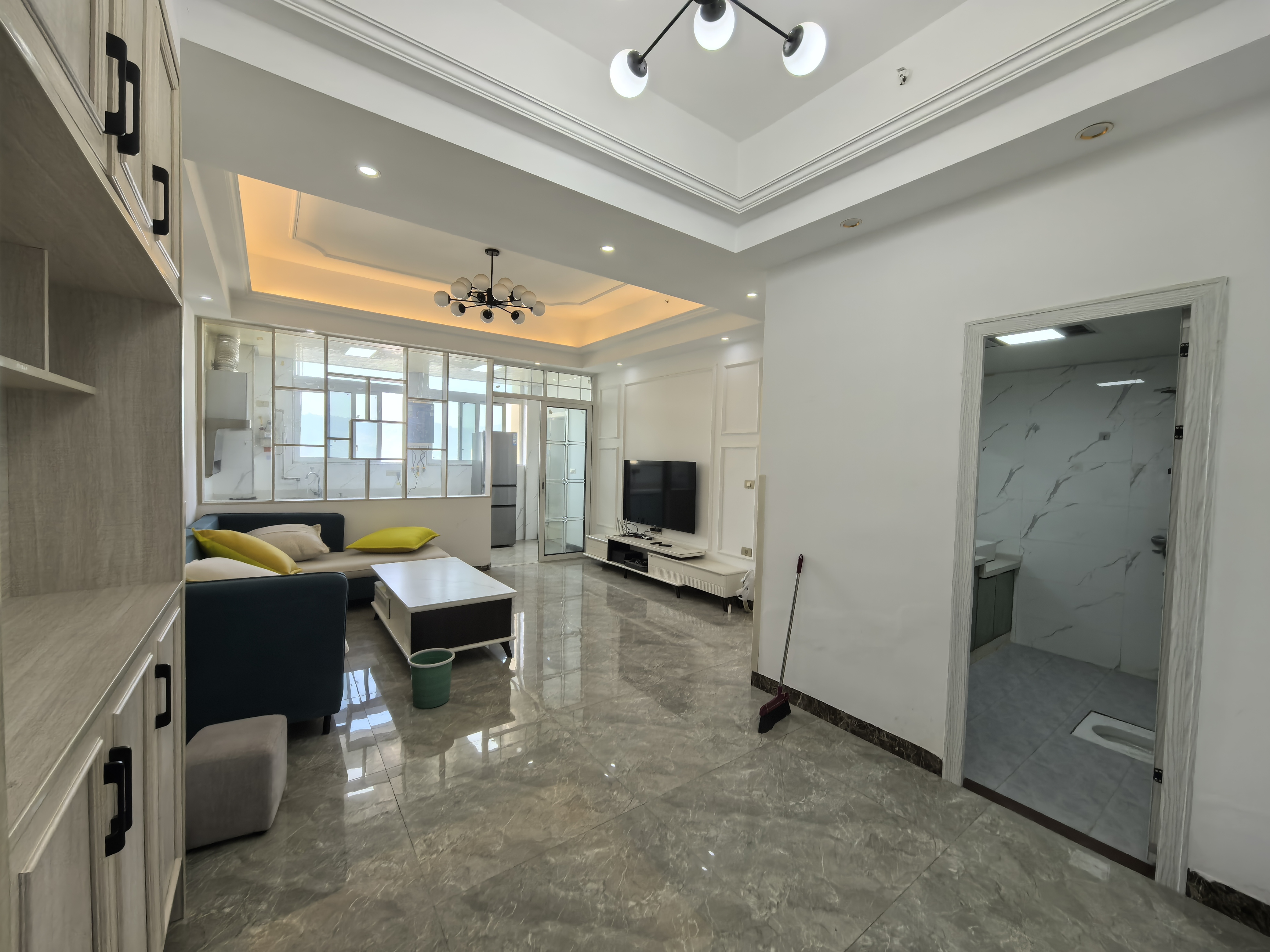 （升华广场）好莱坞公馆 2室1厅1卫 南