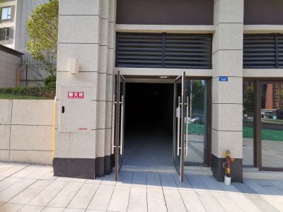正黄翡翠公园