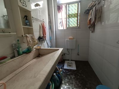 滨河港湾