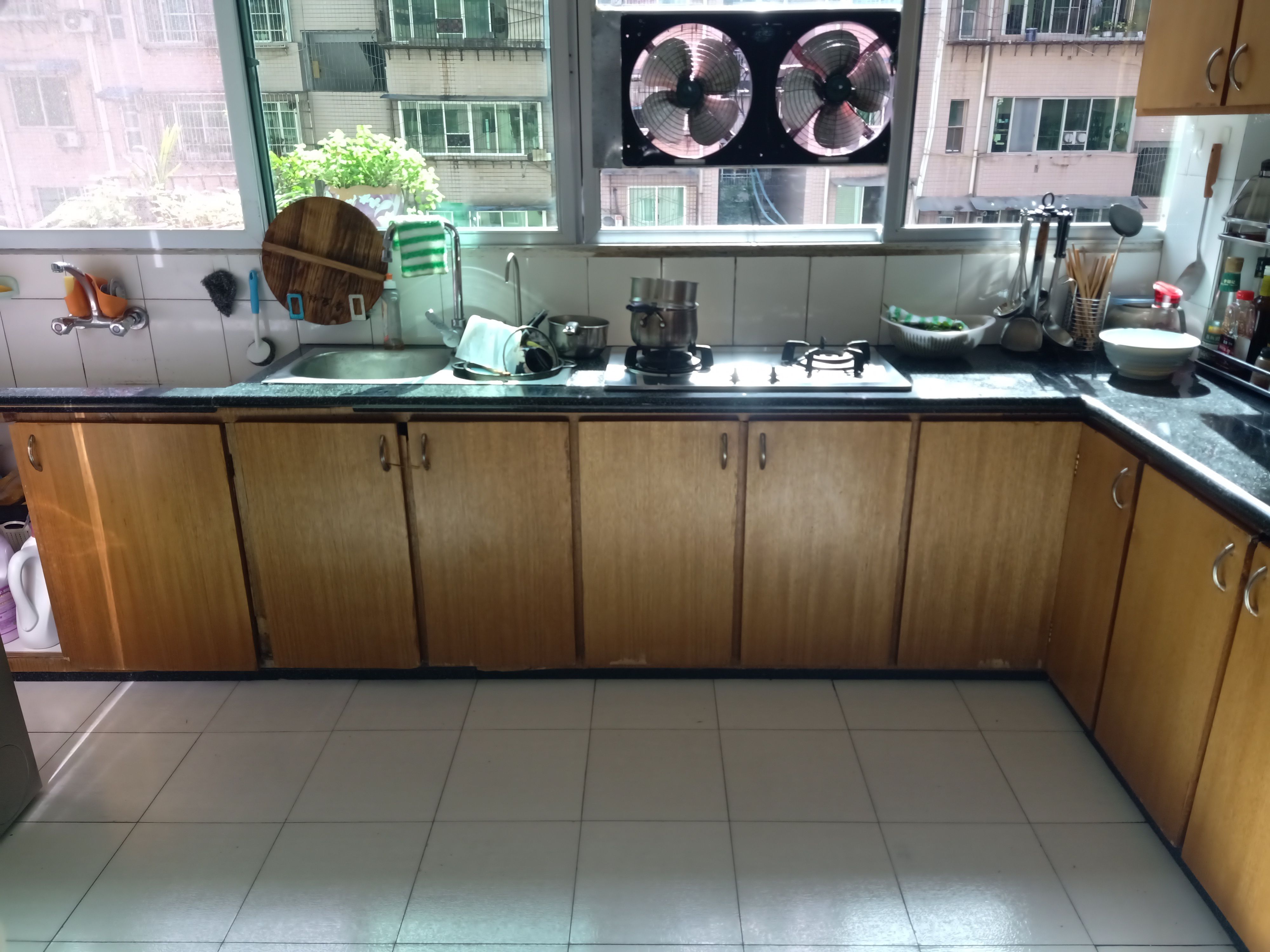 新桥电力公司家属院