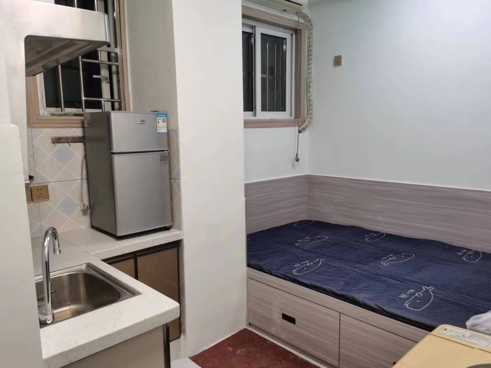 （凤凰大道）熙城中心 1室1厅1卫 东