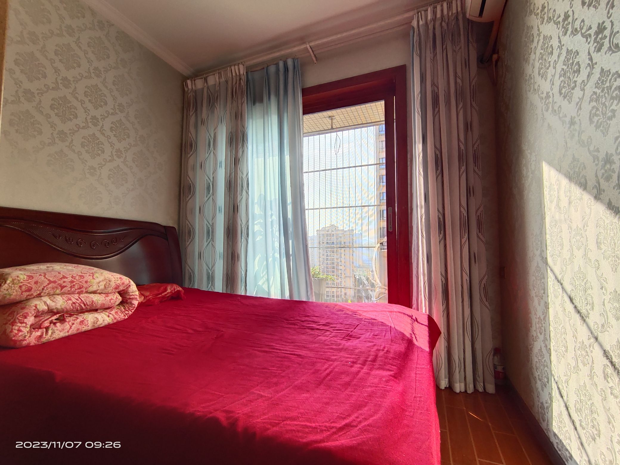 （莲花湖）莲湖广场 3室2厅1卫 东