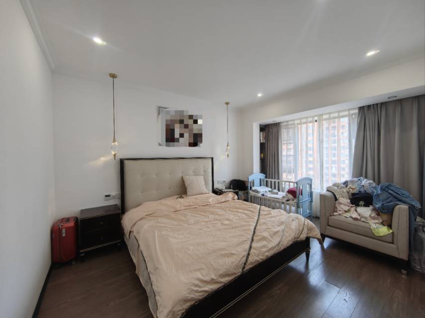 （凤凰大道）中迪广场二期 3房2厅2卫 南