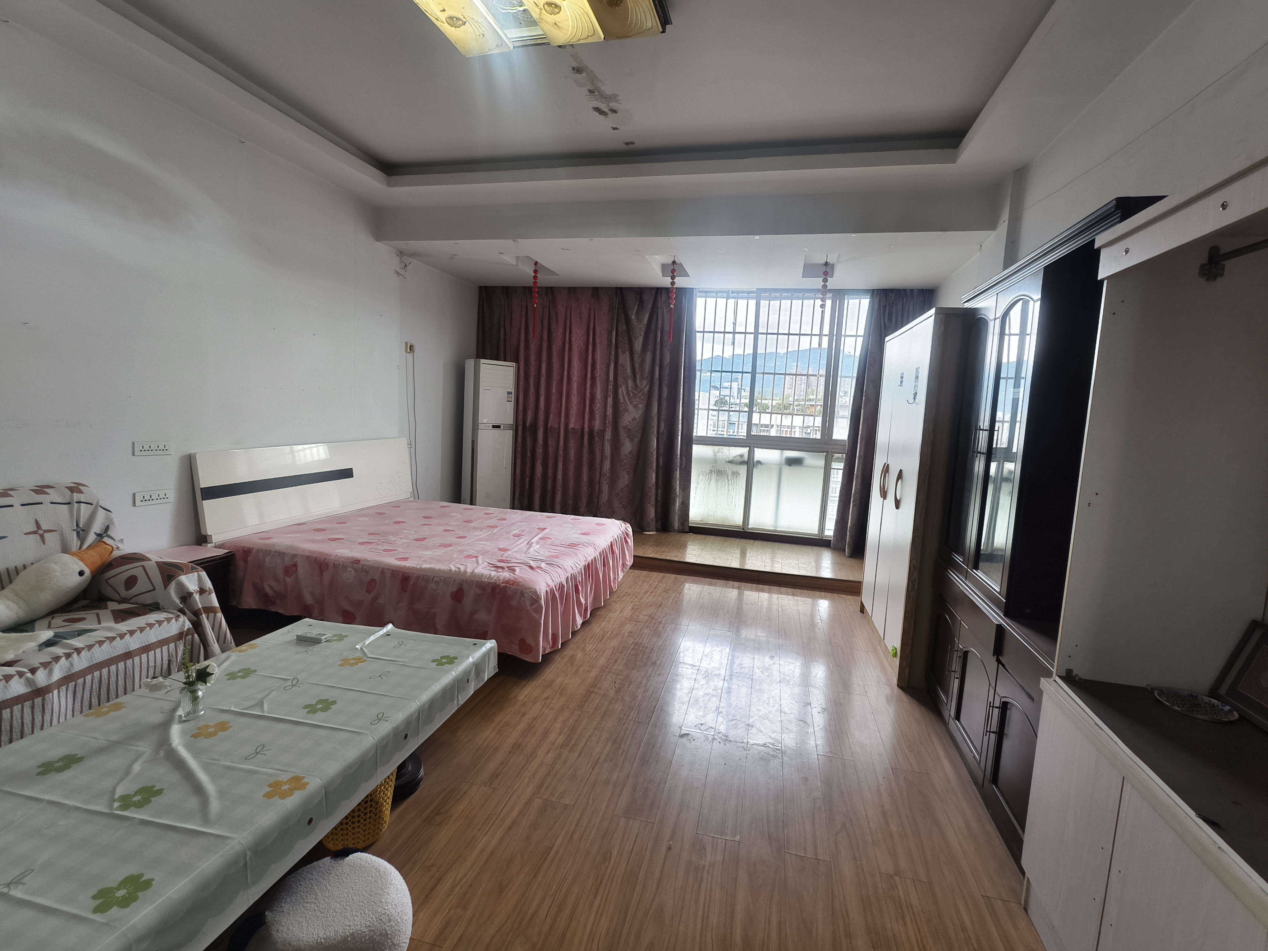 （罗浮广场）广电花园 1室1厅1卫 南