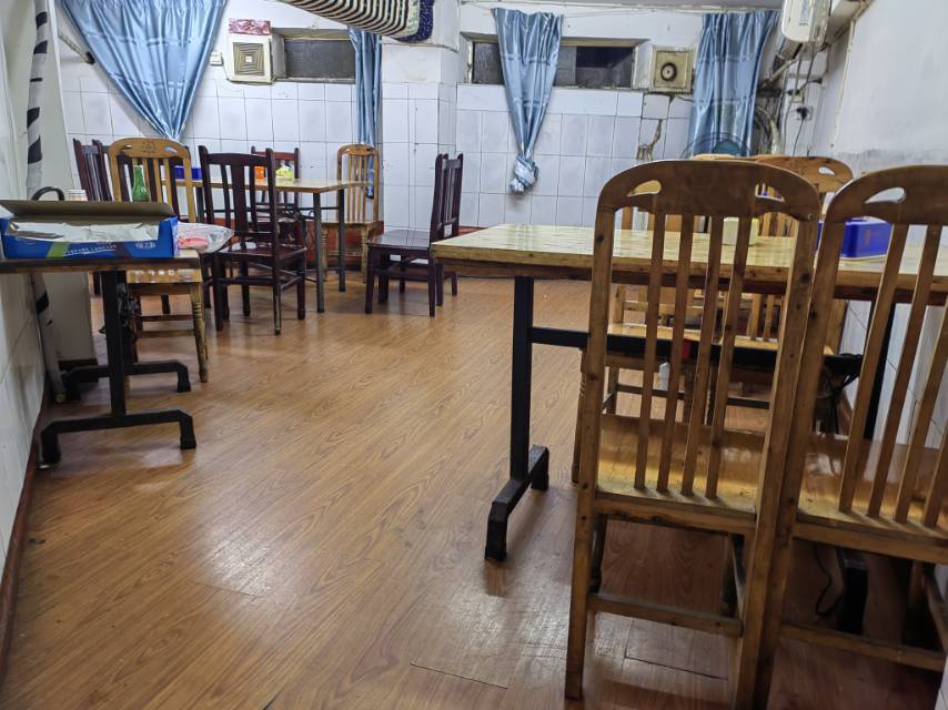 （老车坝）二马路83号 商业街店铺 