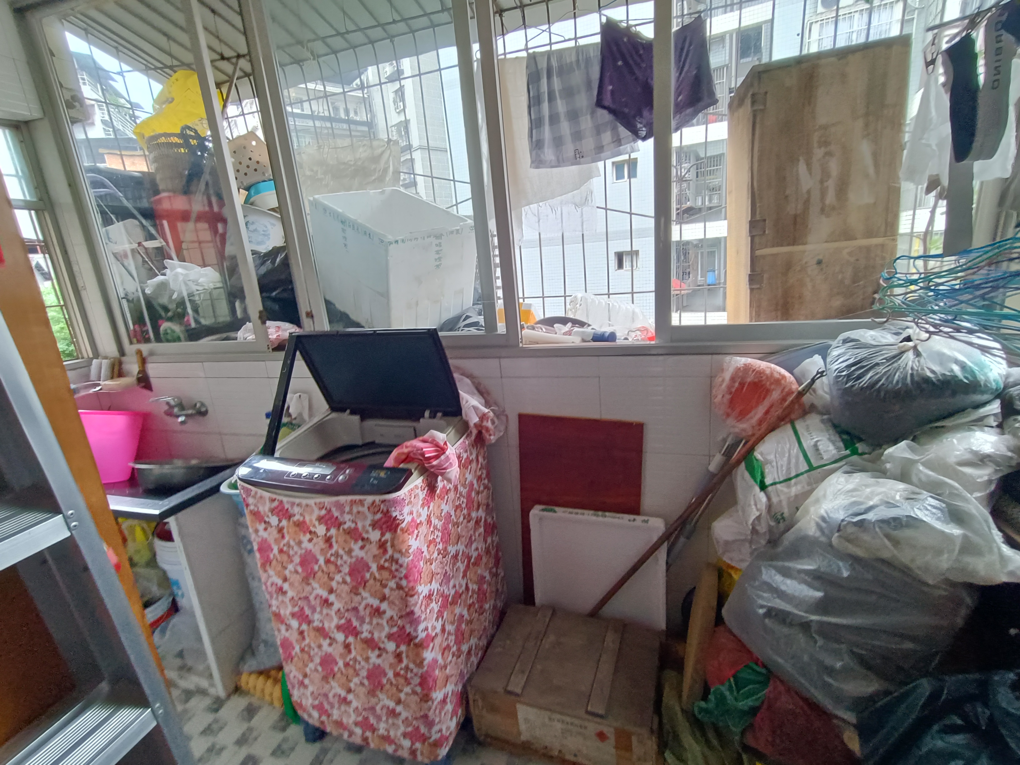 蓝天商住楼