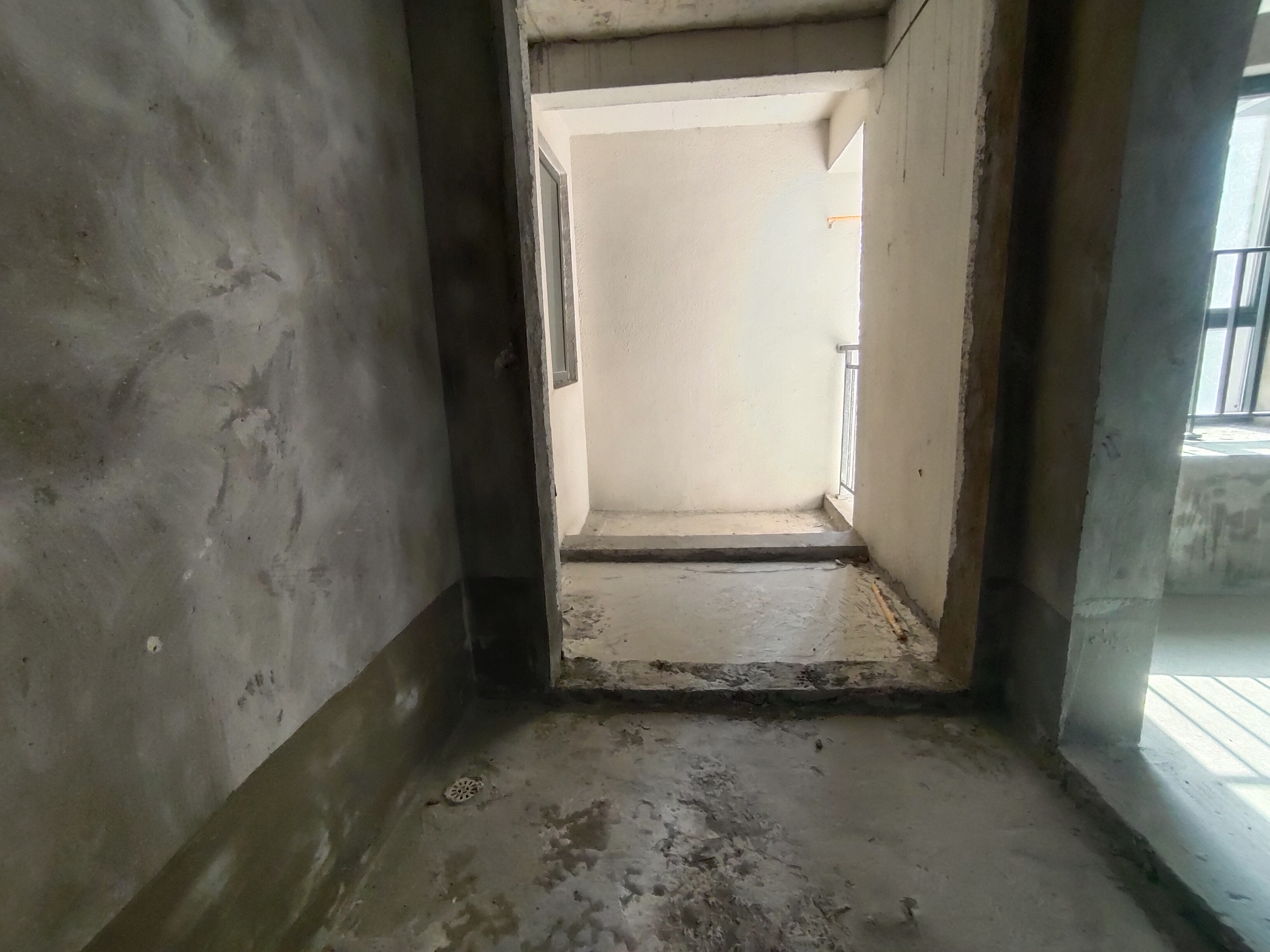 藍潤置地廣場