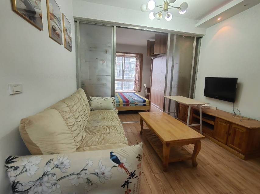 （罗浮广场）万豪世家 1室1厅1卫 南