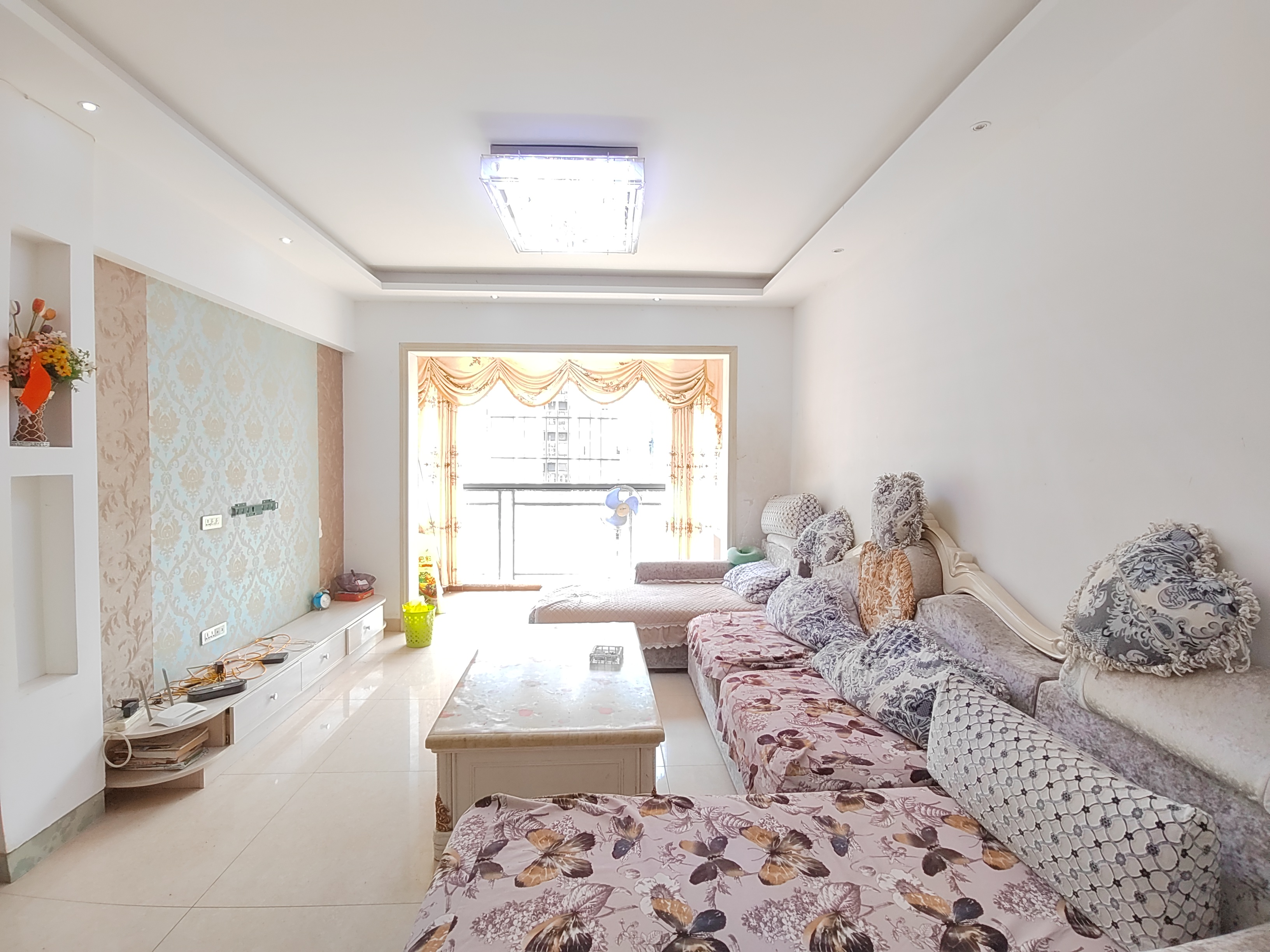 （十字路口）尚南金域 3室2厅1卫 南