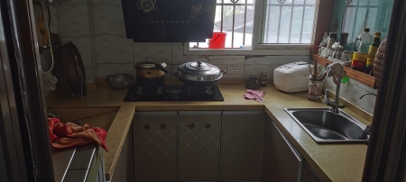 华隆商场