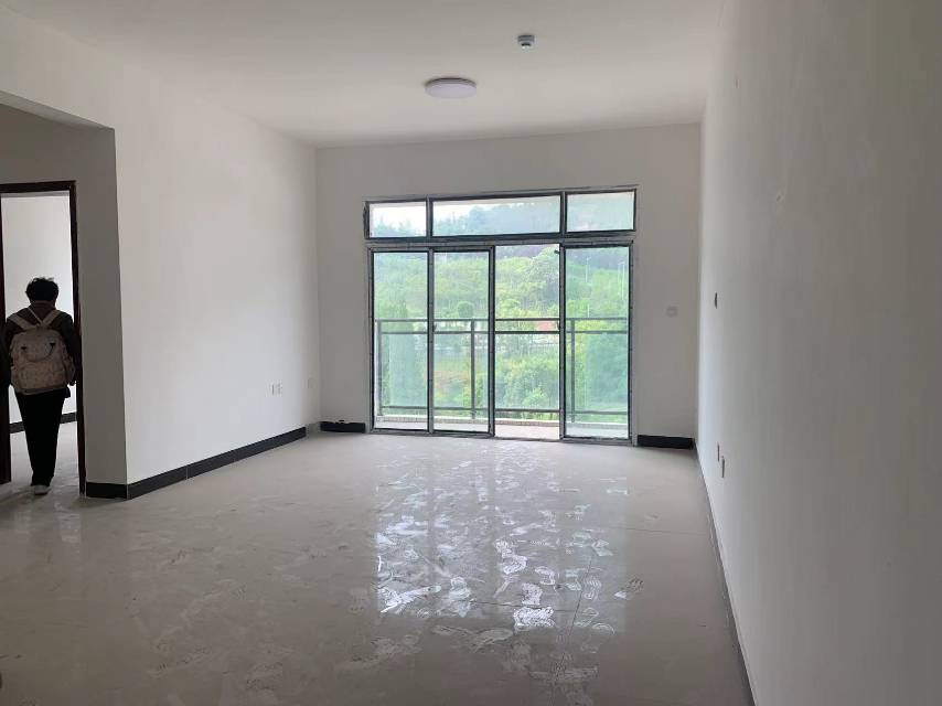 （塔沱）宏龙佳苑 3室2厅2卫 南