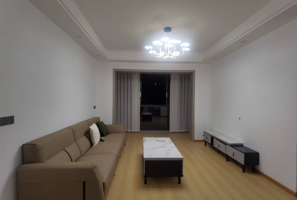 （升华广场）地坝梁安置房 3室2厅1卫 西