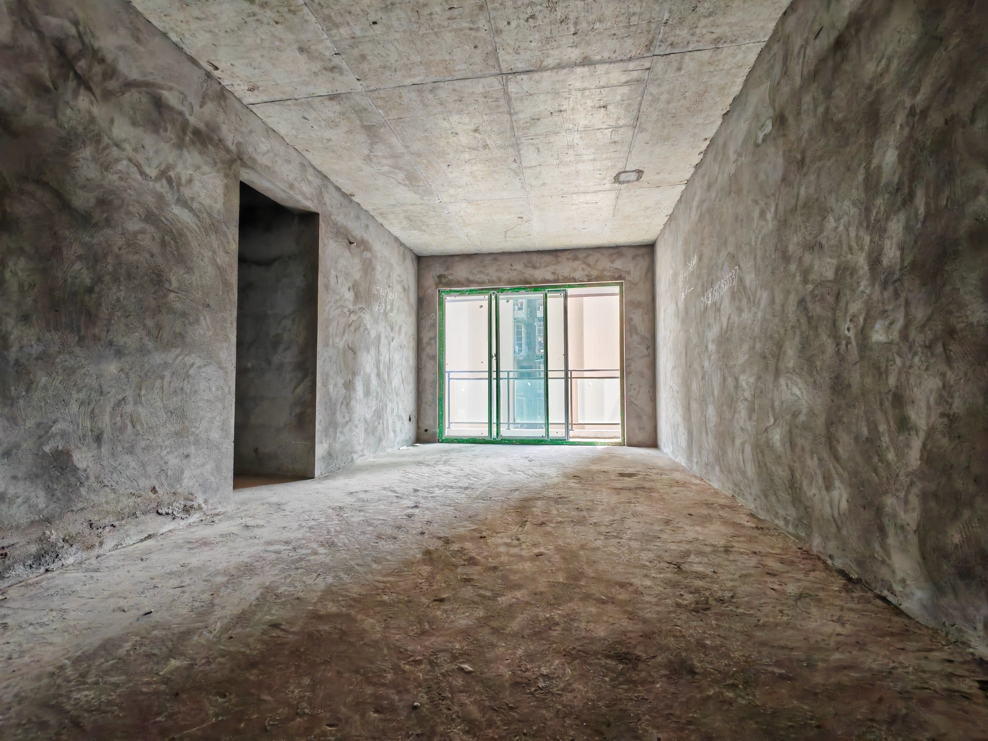 （梨树坪）明都誉怀府 3室2厅1卫 南