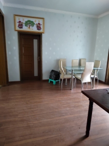 就业局家属院