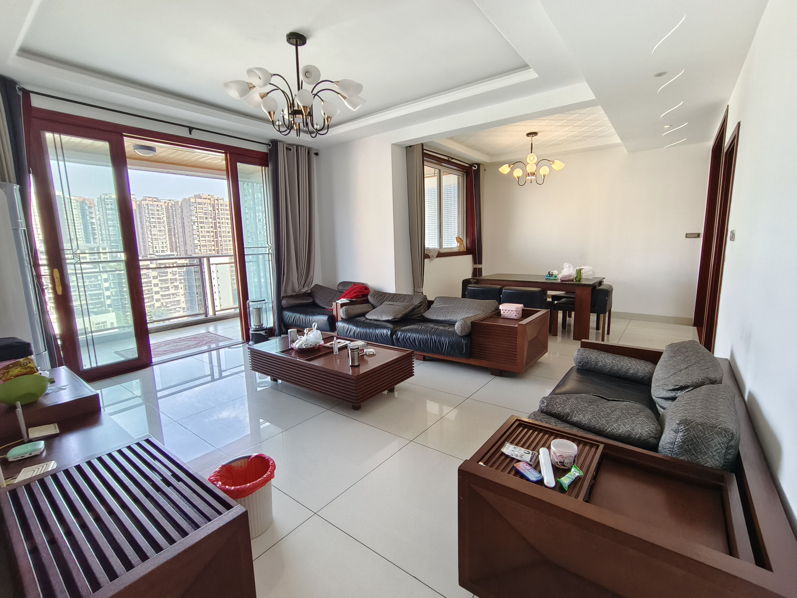 （罗浮广场）恒阳骊都一期 4室2厅2卫 北