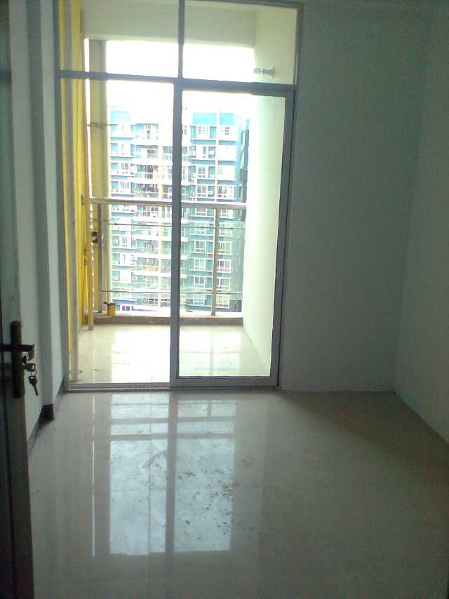 （罗浮广场）广电花园 1室1厅1卫 南