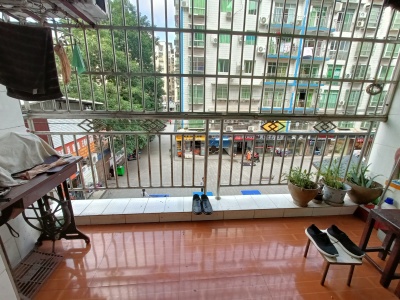 复兴正街卓文佩集资房