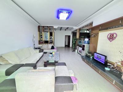 （罗浮广场）通川区社保局家属院 4房2厅2卫 南