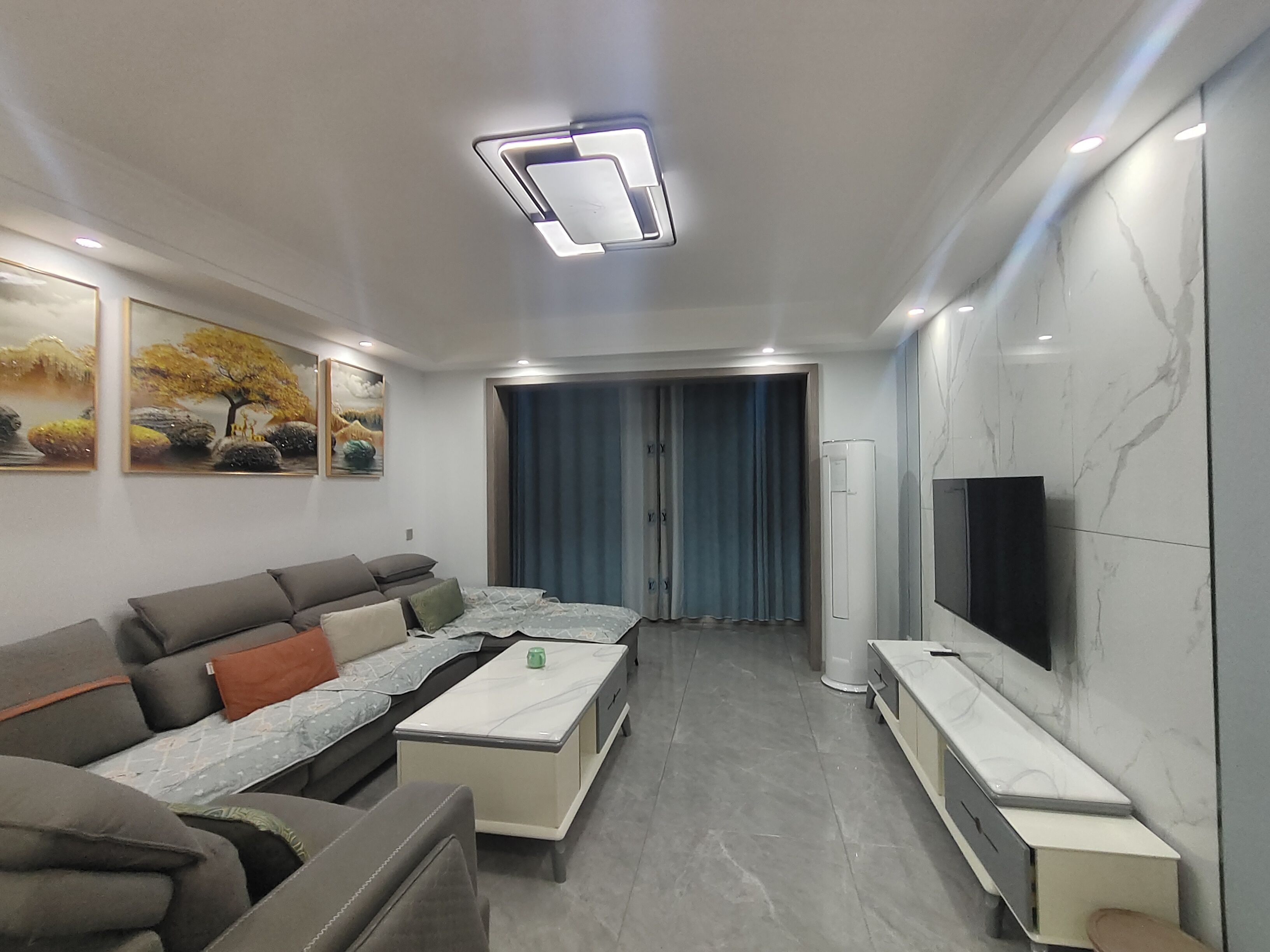 （莲花湖）万霖凤凰城 4室2厅2卫 南北