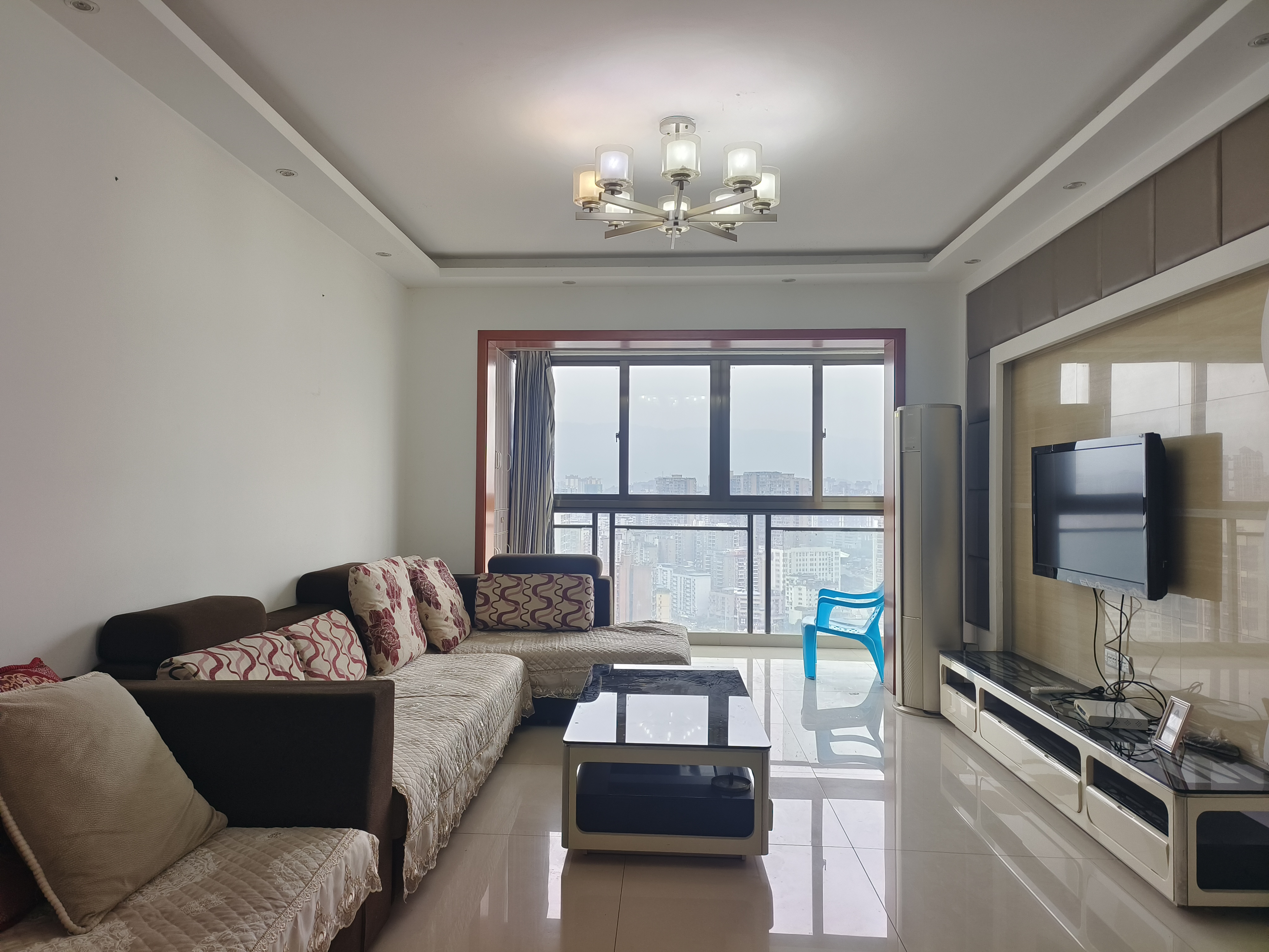 （塔沱）恒大雍河湾 2室2厅1卫 东